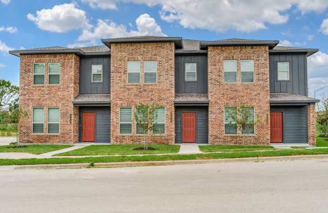 Live, love, and grow in this charming townhome! photos photos