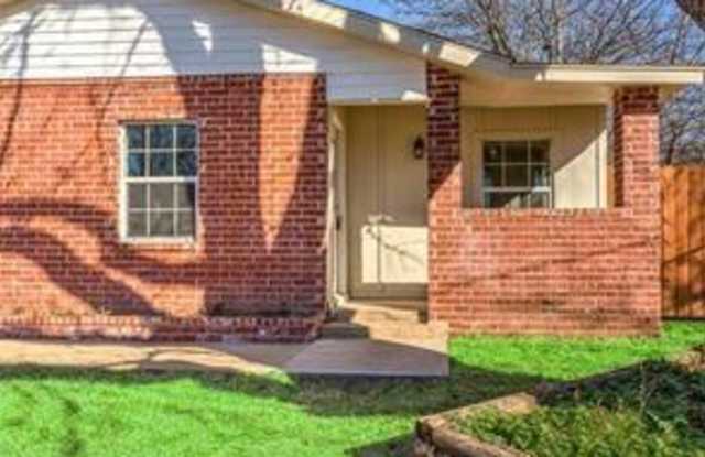3033 Olive Place Gallery 2