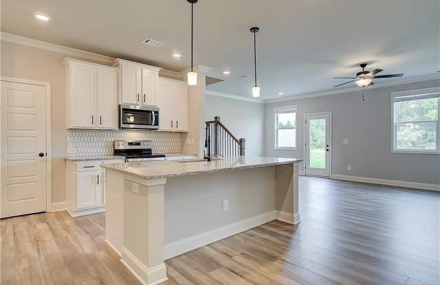 4637 Cypress Landing Way Gallery 4