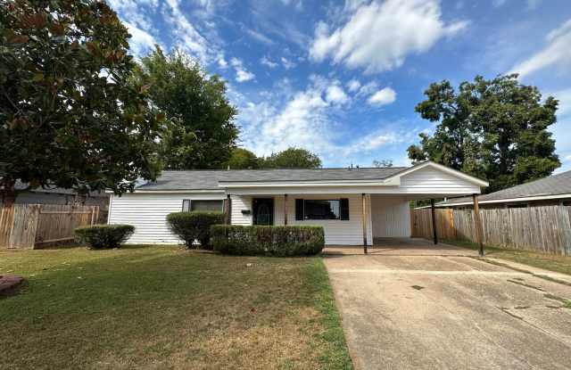 Cute Central Bossier House - 223 Lincoln Drive, Bossier City, LA 71111 Cute Central Bossier House - 223 Lincoln Drive, Bossier City, LA 71111