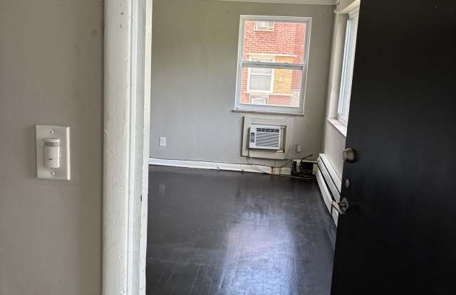 1921 West North Bend Road - 2 Gallery 2