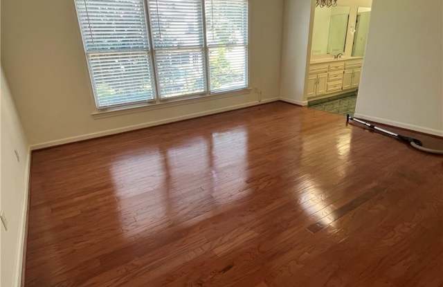 972 Bridgegate Drive NE Gallery 4