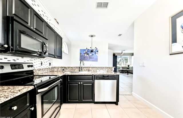 912 Briarwood Boulevard photos photos