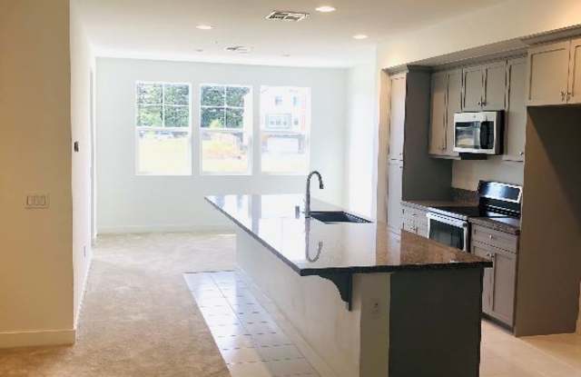 341 Skyforest Way - 341 Skyforest Way, Scotts Valley, CA 95066