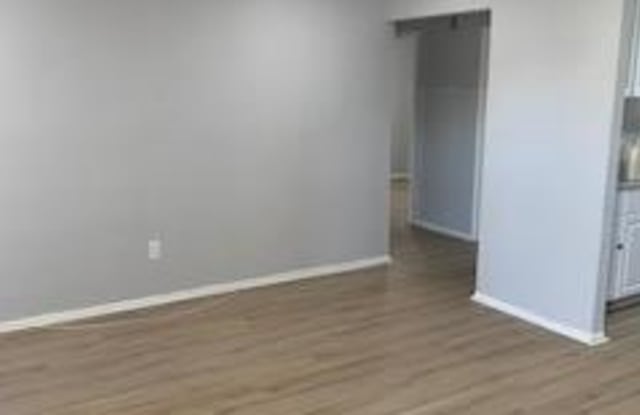 223 KINSLEY Road Gallery 4