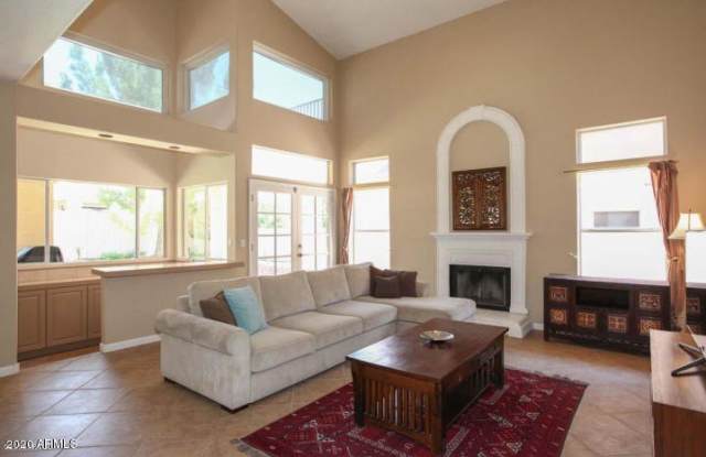 1628 E Glenhaven Drive Gallery 3