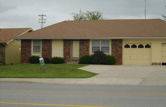 3526 S. Farm Rd. 135 photos photos