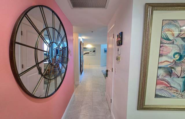 Enjoy this piece of paradise! 2 month minimum! Gallery 3