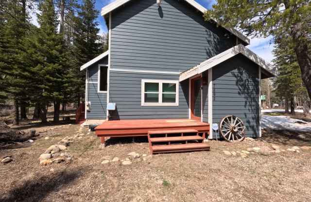 Private Truckee River Home photos photos