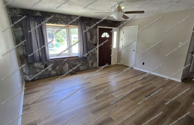 Updated 3 Bedroom Ranch Gallery 3