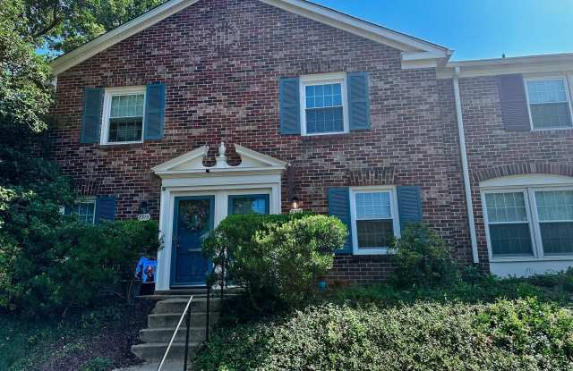 8317 KINGSGATE Road unit: 517 - 8317 Kingsgate Road, West Springfield, VA 22152