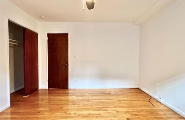 25-47 14th Street - 25-47 14th Street, Queens, NY 11102