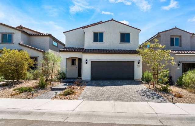 Luxury Home with Solar Panels Included! photos photos