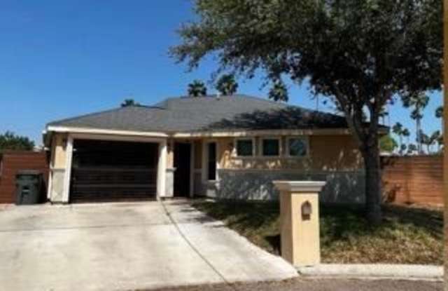 1401 Garden Drive - 1401 Garden Drive, Mission, TX 78572
