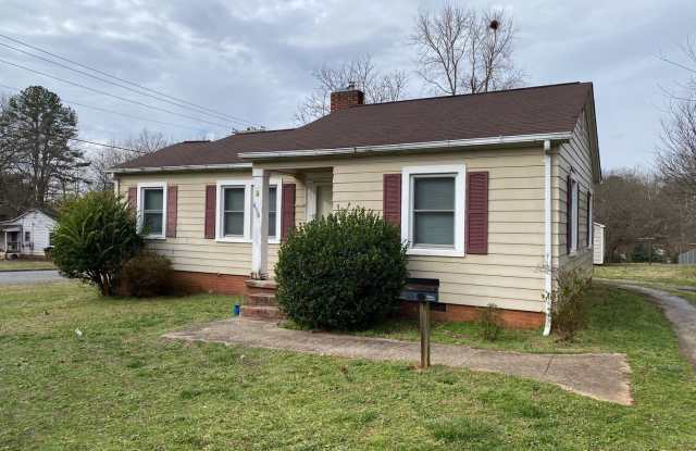 616 Whisnant St - 616 Whisnant Street, Shelby, NC 28150