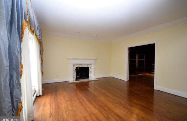 7305 LINGANORE COURT Gallery 3