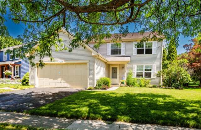 21258 W Cascade Court Gallery 1