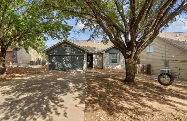 Beautiful South Austin 3x2 @ McKinney photos photos