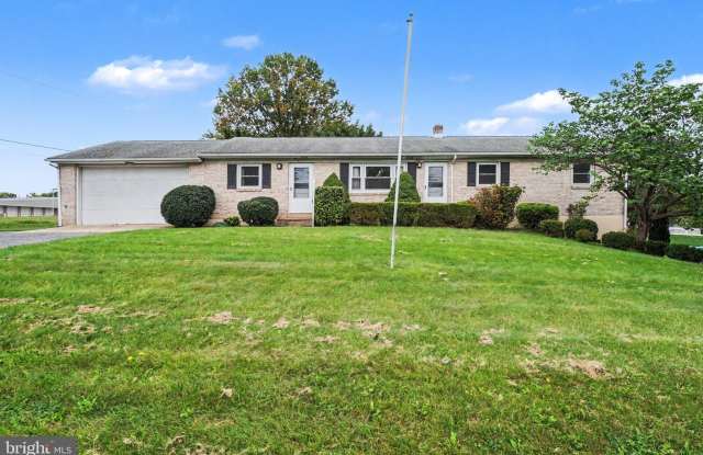 4800 CREEKVIEW Road Gallery 1