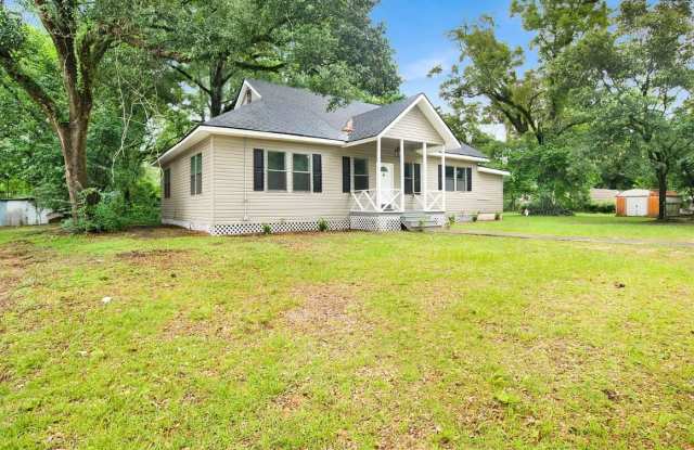 1633 Phillips Lane Gallery 2