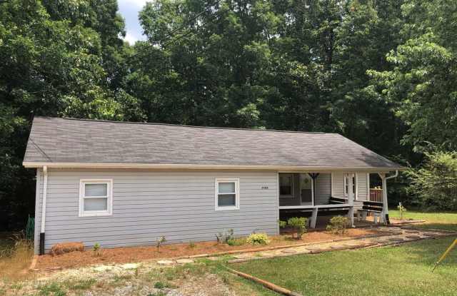 4400 Bach Drive, Unit A Gallery 2