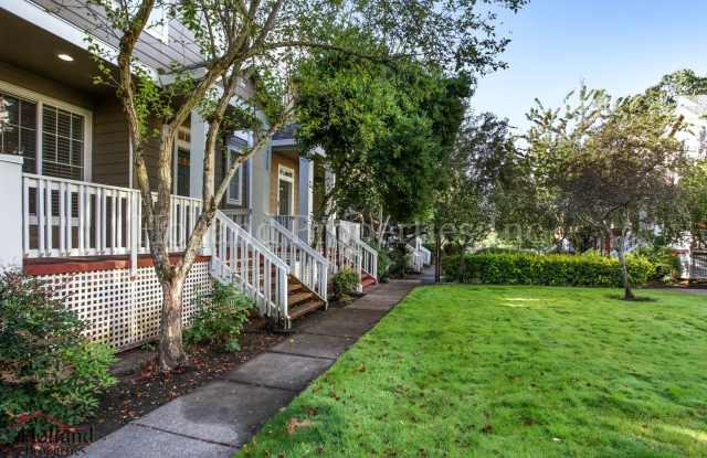 Beautiful 3-Bedroom Home with Bonus Room, Fireplace & Scenic Green Space Views! Gallery 3