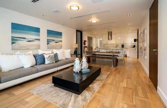 45 SW 28th Rd # 0 MIAMI, FL 33129 photos photos