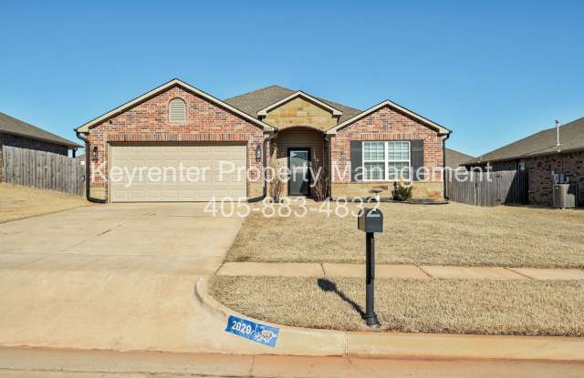 Gorgeous 4 Bed 2 Bath Home in Heart Of Mustang!! photos photos