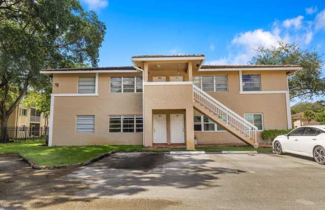 10190 Twin Lakes Drive - 10190 Twin Lakes Drive, Coral Springs, FL 33071