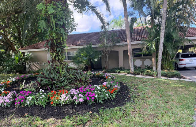 2857 N Palm Aire Dr photos photos 2857 N Palm Aire Dr photos photos