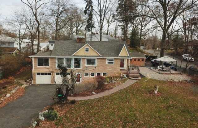 1031 Lake Shore Dr photos photos