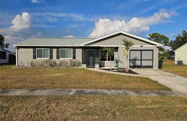 2657 ROXBURY CIRCLE - 2657 Roxbury Circle, North Port, FL 34287