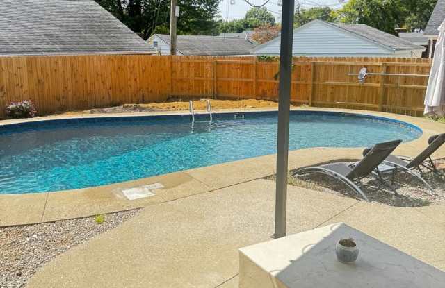 4 Bedroom Single Family Home in Owensboro Gallery 3