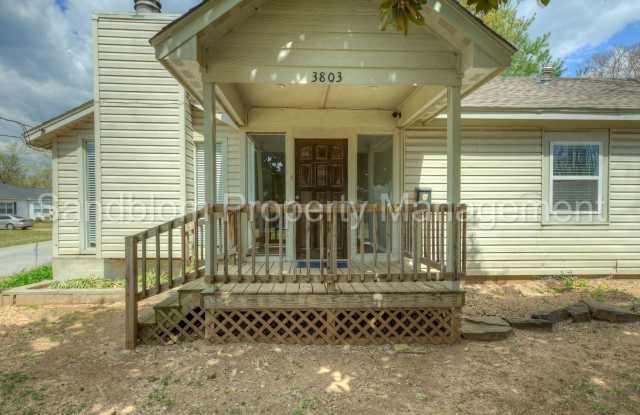 FOR LEASE | Tulsa | $1500 Rent | 3 Bed, 2 Bath Home photos photos FOR LEASE | Tulsa | $1500 Rent | 3 Bed, 2 Bath Home photos photos