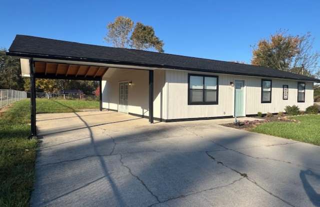 Location Friendly!! - 217 Apple Street, Sevier County, TN 37865