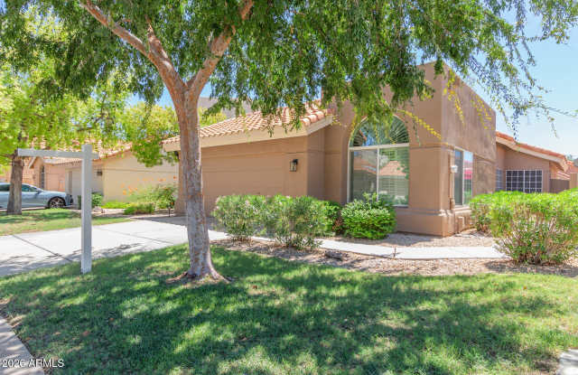 3225 E Briarwood Terrace Gallery 2