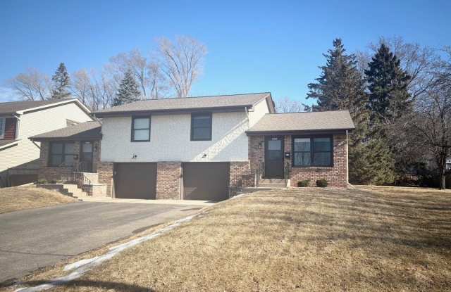 4301 University Ave Ne photos photos