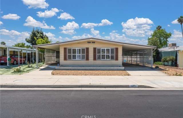 1275 W Johnston Avenue photos photos