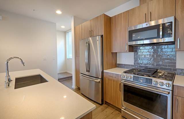 Live the Urban Lifestyle! photos photos