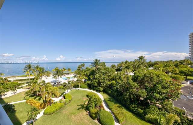 609 OCEAN DRIVE photos photos