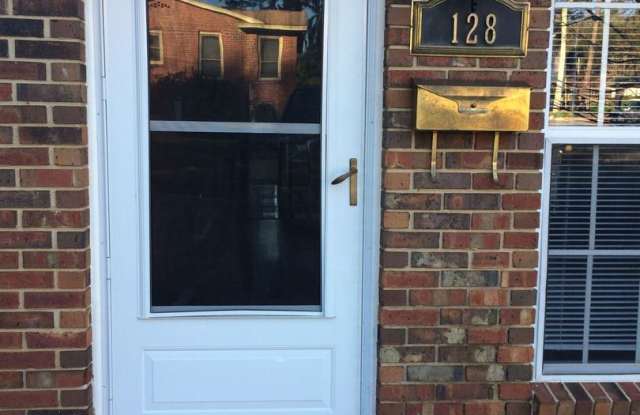 128 Satsuma St Gallery 2
