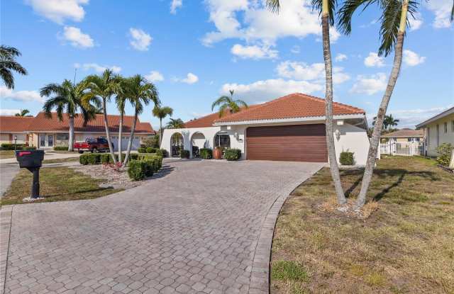918 MESSINA DRIVE photos photos