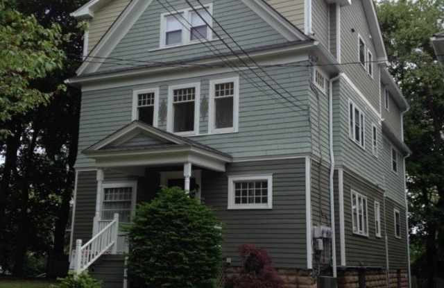 580 Ridgewood Rd - 580 Ridgewood Road, Essex County, NJ 07040