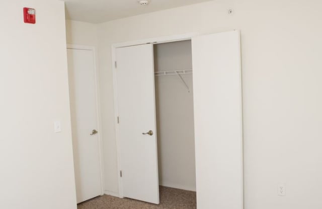 2961 Vinyards Parkway unit 2 Gallery 3