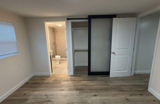 385 Redondo Ave photos photos