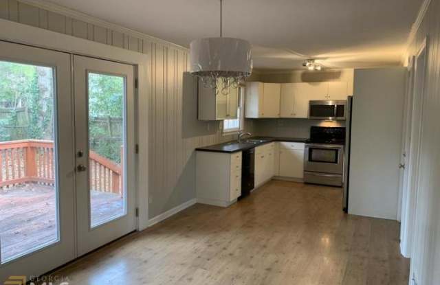 3242 Lindmoor Dr Gallery 4