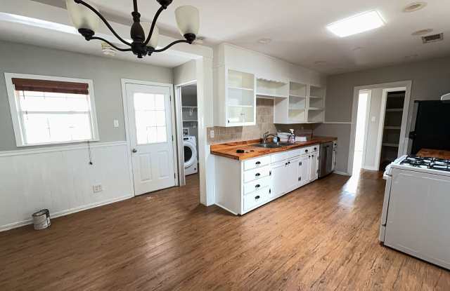 3 bedroom house! Gallery 4