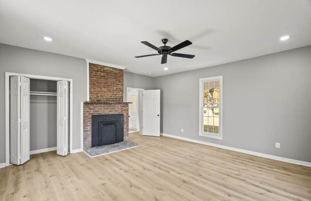 6081 Lakeview Road Gallery 4