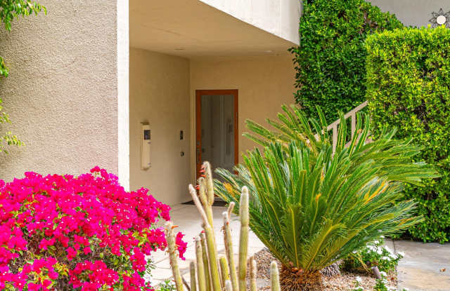 477 Desert Lakes Drive Gallery 2
