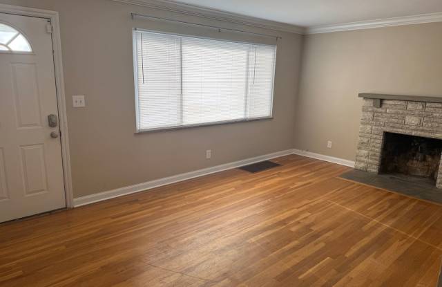 3 Bedroom Cape Cod - Upper Arlington, OH Gallery 4